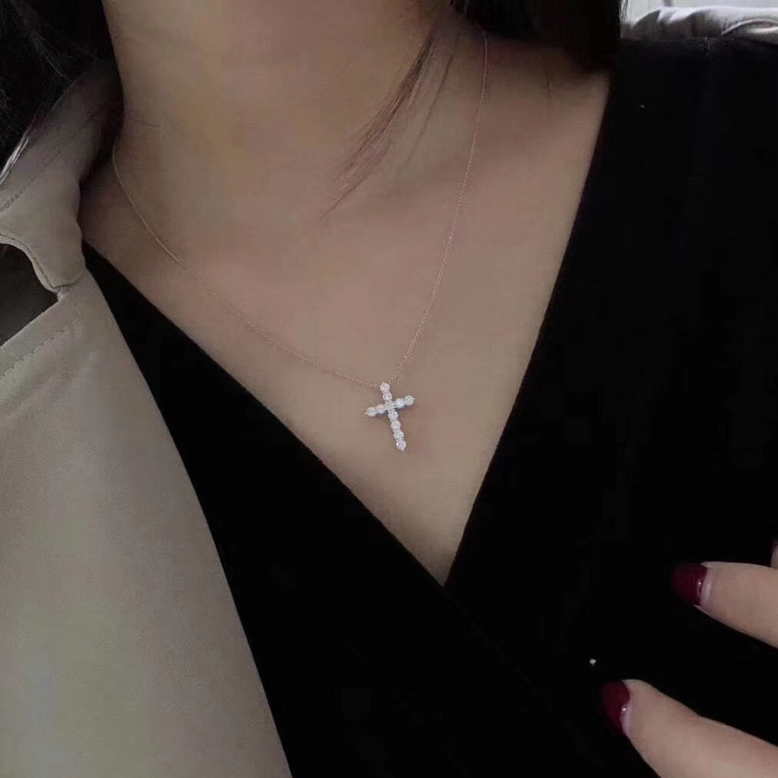 Deki Jewels Cross Pendant Necklace, 925 Silver, 18K white gold plated